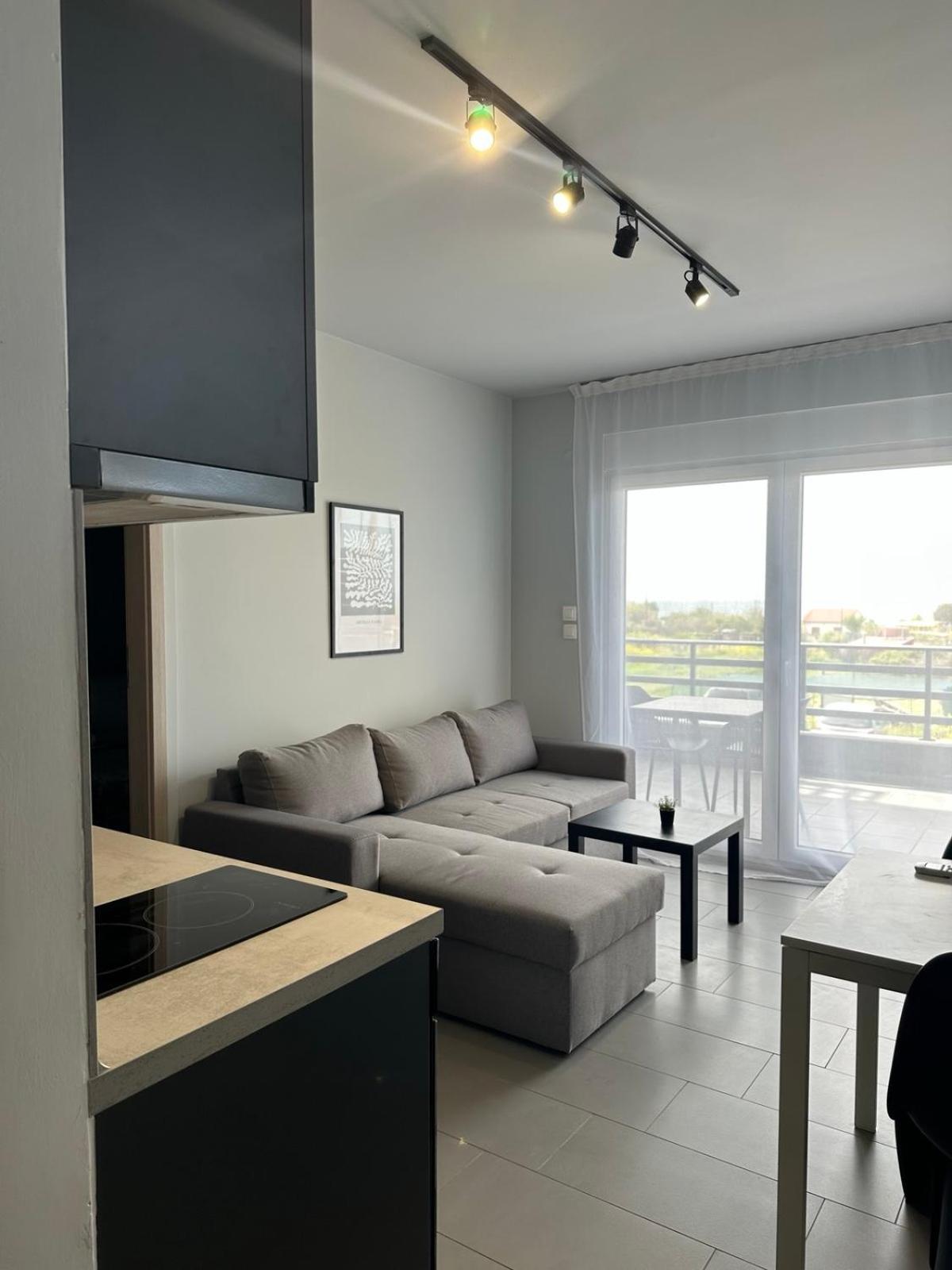 Relax Apartments 亚历山德鲁波利斯 外观 照片